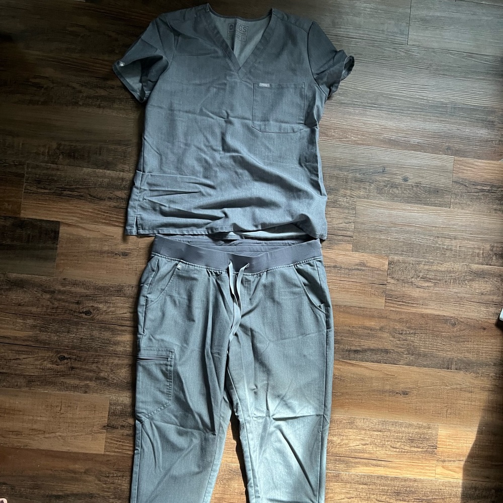 Used set of Figs size XL bottoms with L top